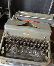  Vintage Hermes 2000 Typewriter With Case.  Needs CleanIng & New RIBBON. 