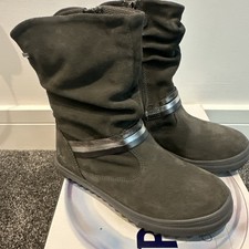 Primigi Girls Gore-Tex Suede Grey Boots With Metallic Trim, Size UK 13 (EU 32)