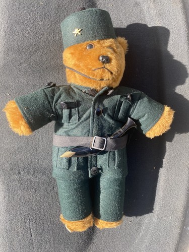 Vintage rock bye gurkha - vintage, bear