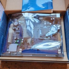 Asrock G41M-VS3 R2.0 Intel LGA775 Motherboard Manuals Faceplate Boxed Unused