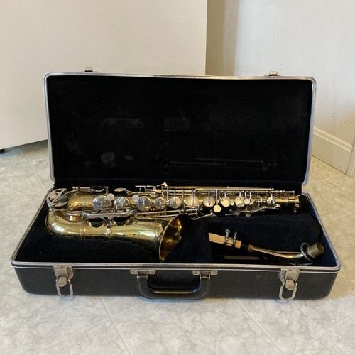 Bundy saxophone case - bundy, usa