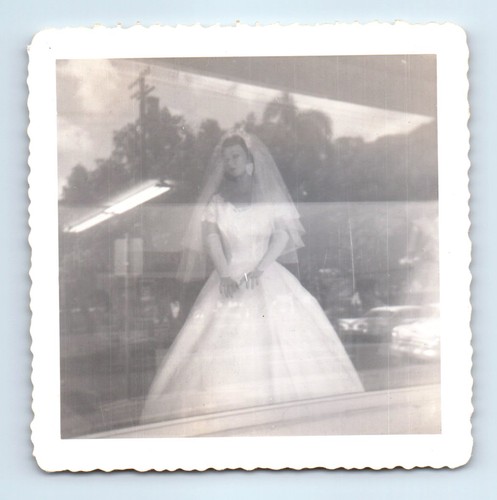 Old vintage square - vintage, solo