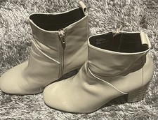 RIVER ISLAND  CREAM PATENT LEATHER  ANKLE BOOTS 6