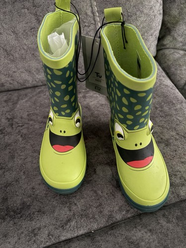 Brand new boys green wellies - green,