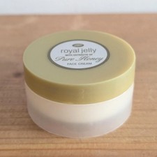 Boots Royal Jelly Honey FACE