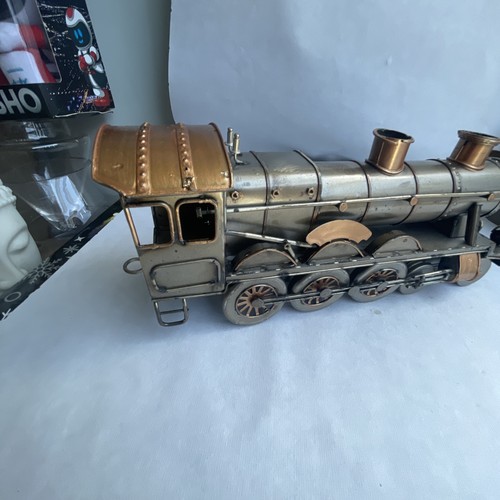 Metal fabricated locomotive - metal,