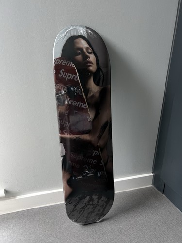 Supreme larry clark - x,