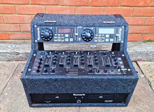 Dual player mixer and - player,,