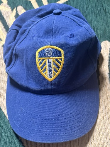 Leeds united junior - leeds, hat