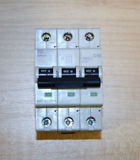 DORMAN SMITH 10A TRIPLE POLE MCB TYPE C - X3PC10