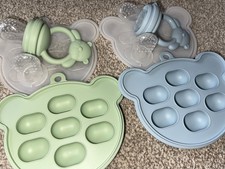 Bear themed Baby Feeding Pacifier for fresh/frozen food with freezer trays