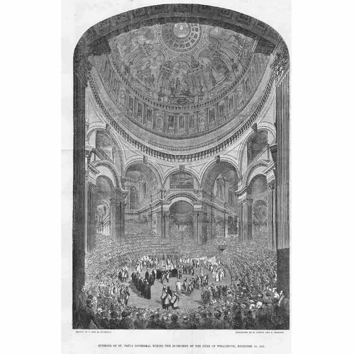 Pauls cathedral during - cathedral,