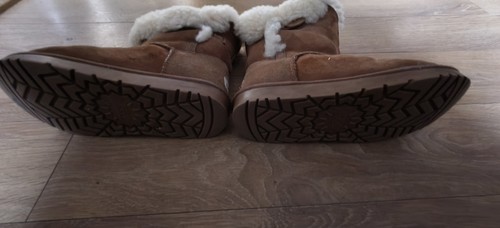 Genuine ugg boots size 2 - ugg, boots,