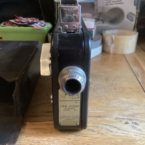 Vintage 1930s cine kodak eight - cine-kodak,