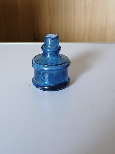 Old light blue - old, lip
