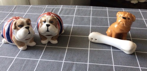 Novelty salt and pepper - salt, dog