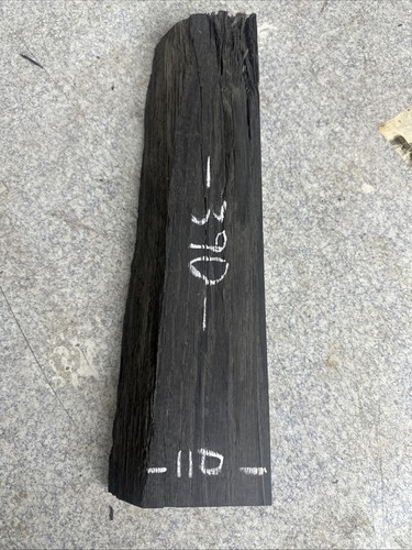 Bog oak 390 - bog,