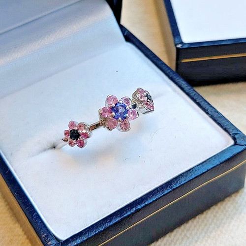 Pink sapphire and tanzanite - sapphire, 9k