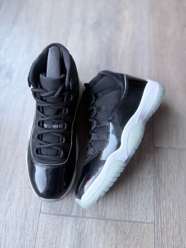 Air jordan retro space jam - air,