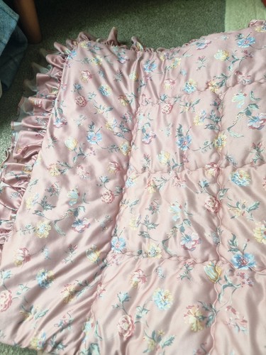 Modern eiderdown bedspread - modern,