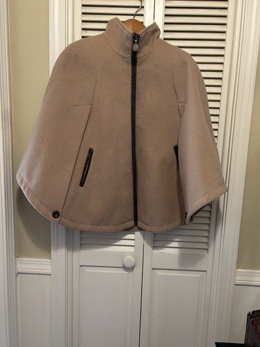 Beige cape with zipper - beige,