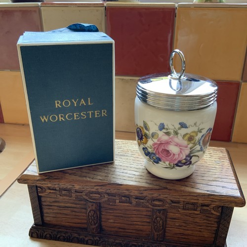 Royal worcester king size egg - worcester,