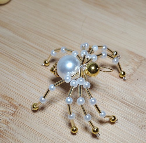 Gold pearl spider christmas - gold,