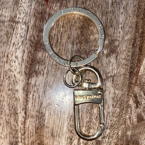 Louis vuitton gold keychain - vuitton,