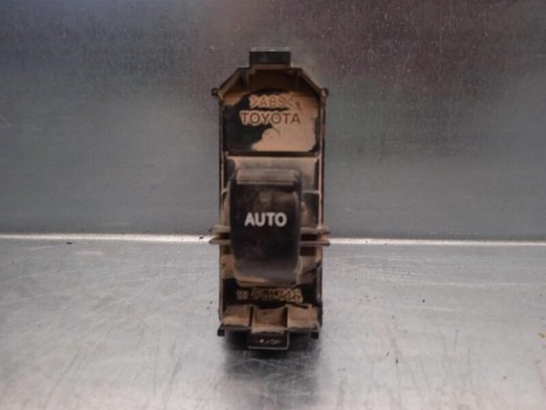 84030600022 rear window