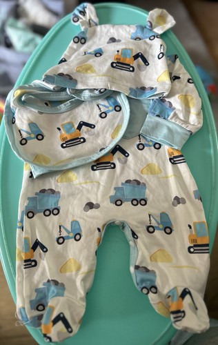 Sleep suit bib and - bib, digger