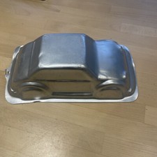 3D CAR CRUISER CAKE NOVELTY TIN PAN VW BEETLE PASS DRIVING TEST CAKE DECORATING 