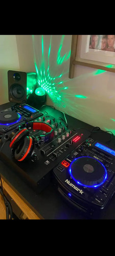 Complete setup numark - dj, cdjs