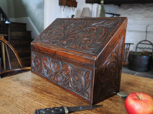 Fantastic carved wood - a,