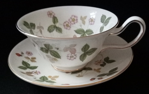 Wedgwood wild strawberry - wedgwood, cup