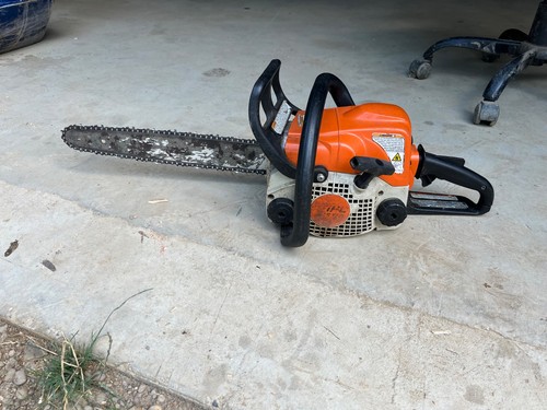 Stihl 170 chainsaw 30cc w - chainsaw,