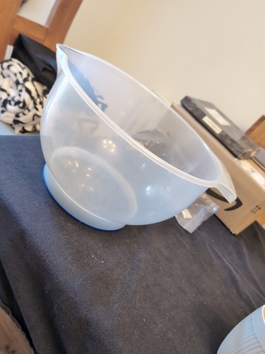Large plastic mixing bowl - plastic,
