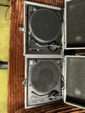 Technics SL-1210MK2 Turntable