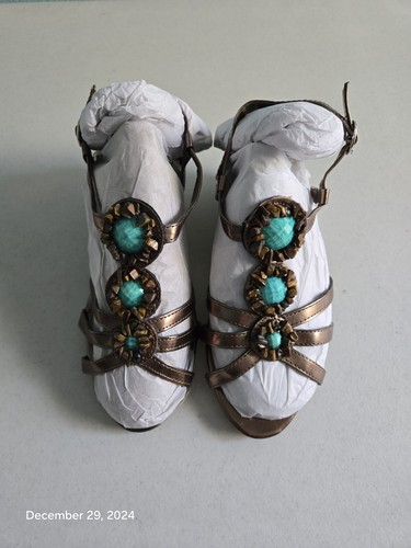 Avon faceted stone sandals - stone,