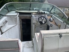 28 Foot Cruiser Boat And