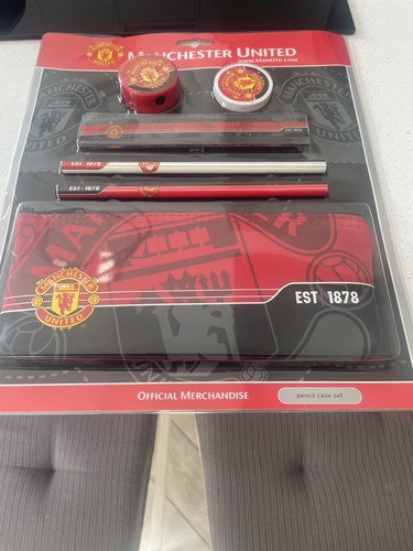Manchester united official - united,