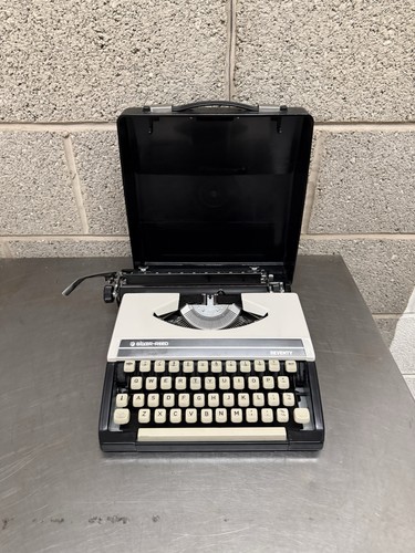 Silver reed seventy portable - seventy,