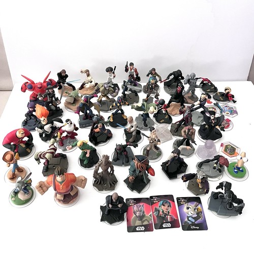 Disney infinity bundle - disney, 40+
