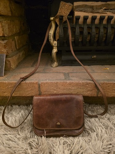 The bridge leather - leather, crossbody