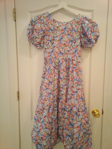 Nwt monnalisa girl ditsy - nwt,