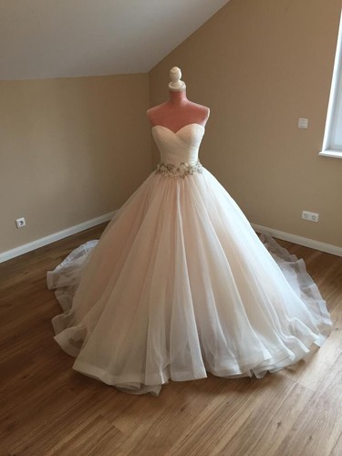 Line wedding dress - a-line, dress/wedding