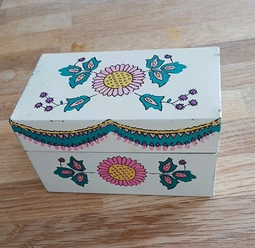 Vintage 1960s flower power - 1960s',