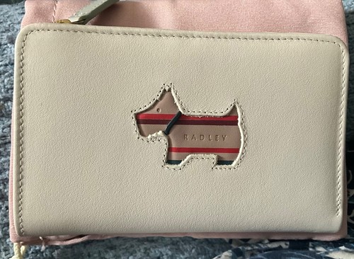 New radley wren street - wren,