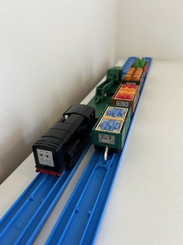 Tomy trackmaster diesel - trackmaster,