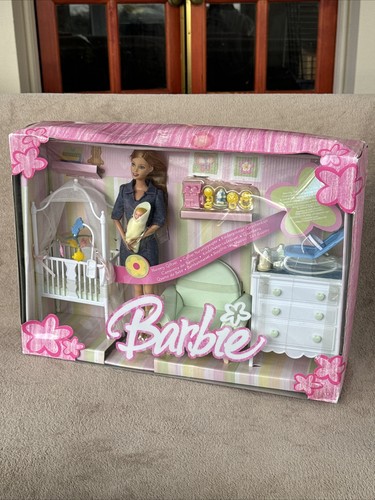 Barbie happy family nursery - happy,