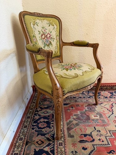 Elegant french carved walnut - elegant,